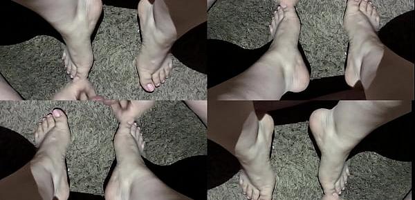  Cumshot on her hot sexy feet (Pink Toes) 4 Angles at once